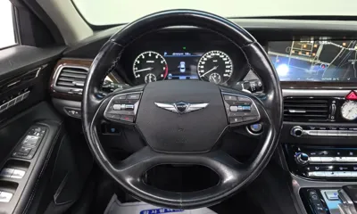 Genesis EQ900