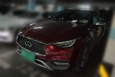 Infiniti QX30