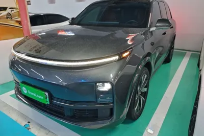 Li Auto L8