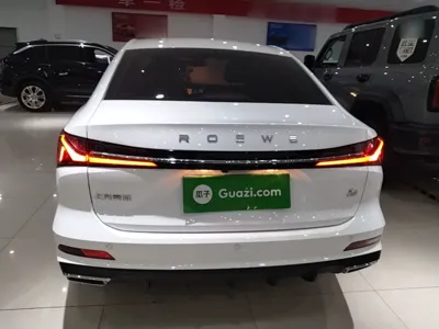 Roewe i5