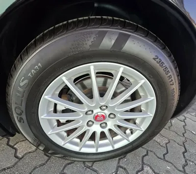 Jaguar XF