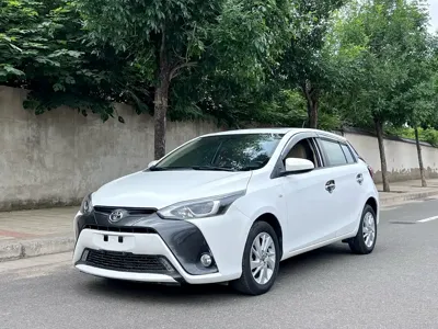 Toyota Yaris L