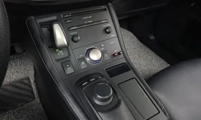 Lexus CT200h