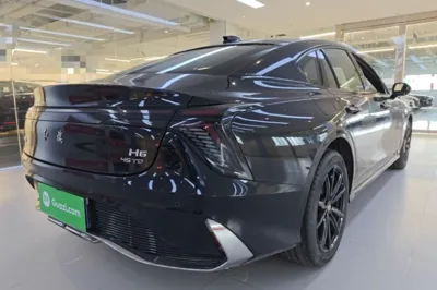 Hongqi H6