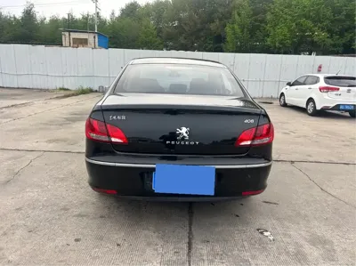 Peugeot 408