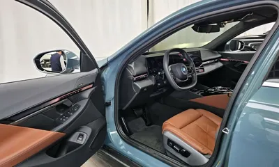 BMW i5