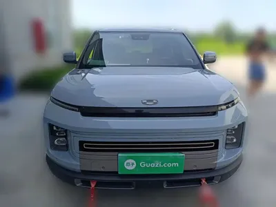 Geely ICON