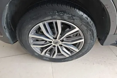 Geely Auto Emgrand X7 Sport