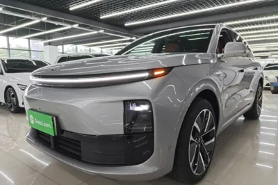 Li Auto L6
