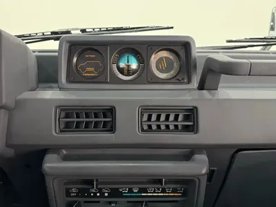 Mitsubishi Pajero (Import)