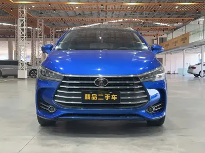 BYD MAX