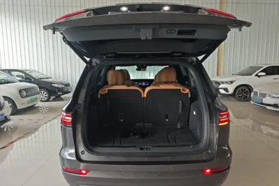 Li Auto ONE