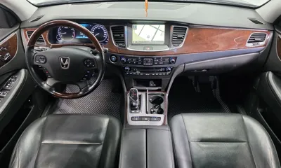Hyundai Equus