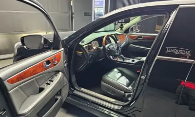 Hyundai Equus