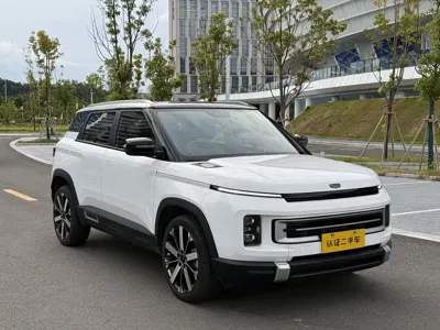 Geely ICON
