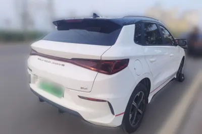 BYD e2