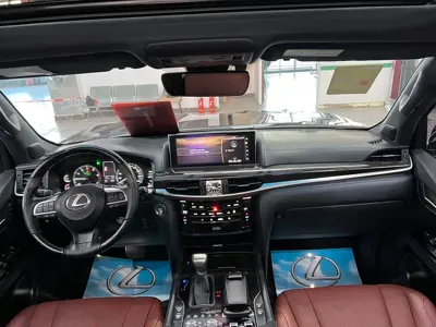 Lexus LX