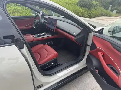 Xiaomi SU7