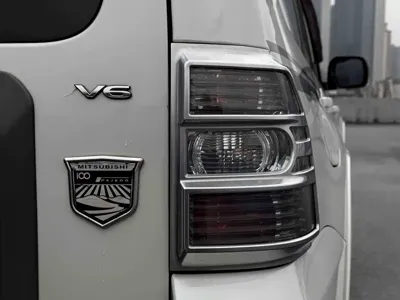 Mitsubishi Pajero (Import)