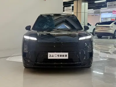 Nio ES8