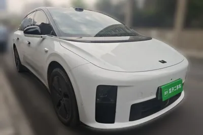 Li Auto Li Auto i6