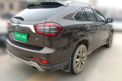 BYD S7