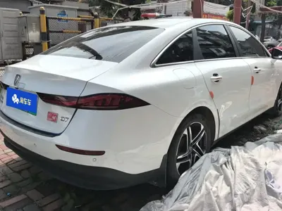 Roewe D7