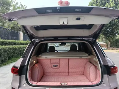 Geely ICON