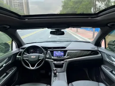 Cadillac XT6