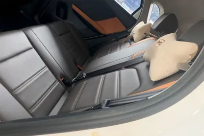 BYD e2