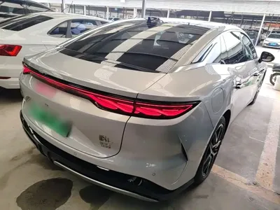 BYD 汉L