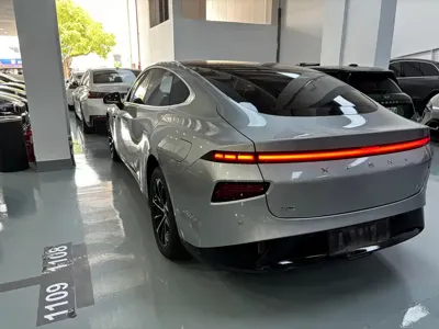 Xpeng P7
