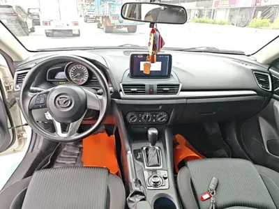 Mazda 3 Axela