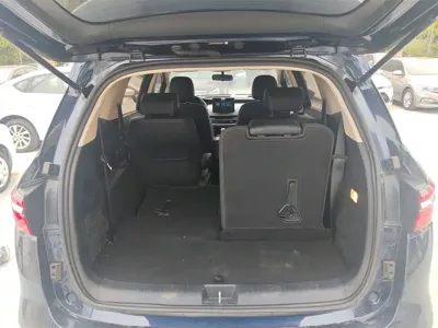 BYD MAX