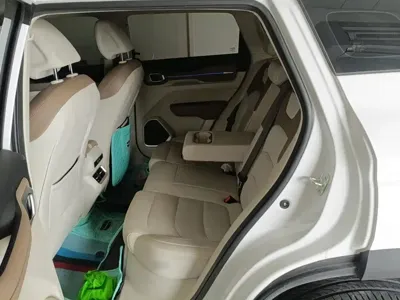 Geely ICON