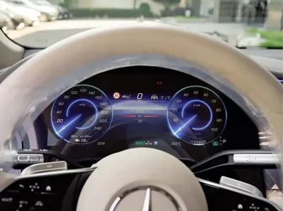 Mercedes-Benz EQS SUV