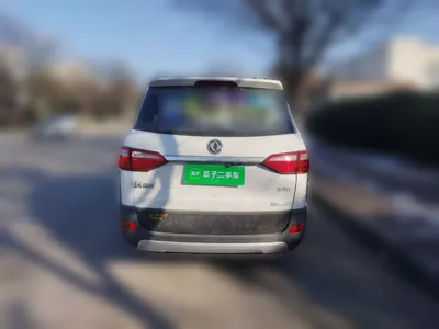 Dongfeng Fengon 370