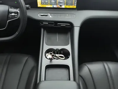 Roewe D7