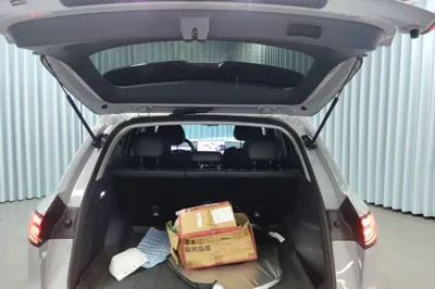 Geely Galaxy E5