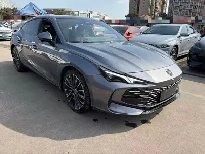 MG MG7