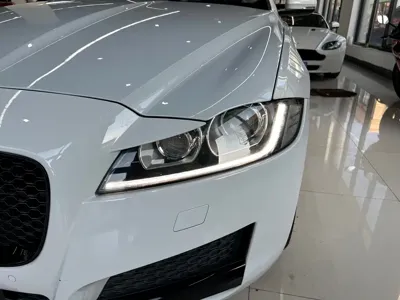 Jaguar XFL