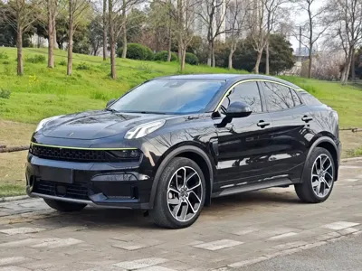 Lynk & Co 05