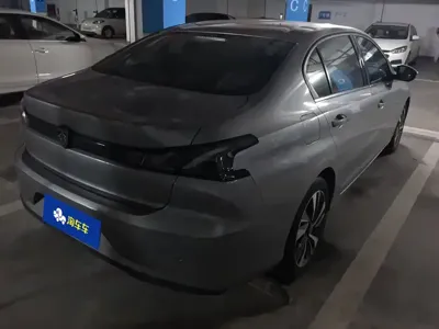 Peugeot 408