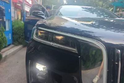 Hongqi H9