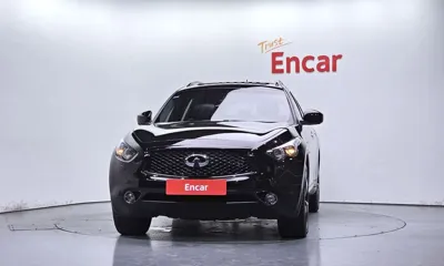 Infiniti QX70