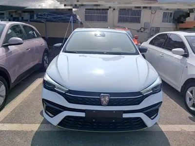 Roewe i5