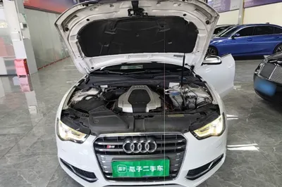Audi S5