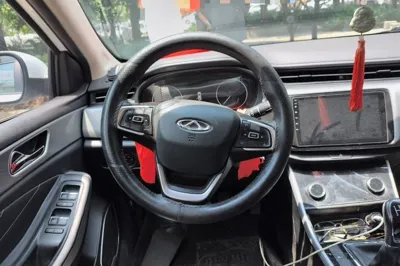 Chery Arrizo 5