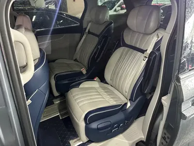 Roewe iMAX8