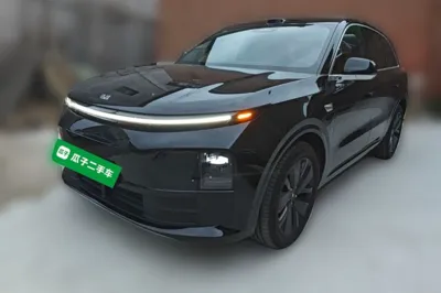 Li Auto L6